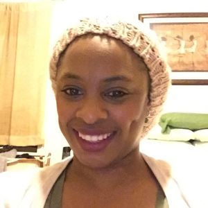 Meet your Posher, Crystal